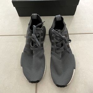 Adidas Training Shoe Model BB1355 Size 9 1/2 U.S.